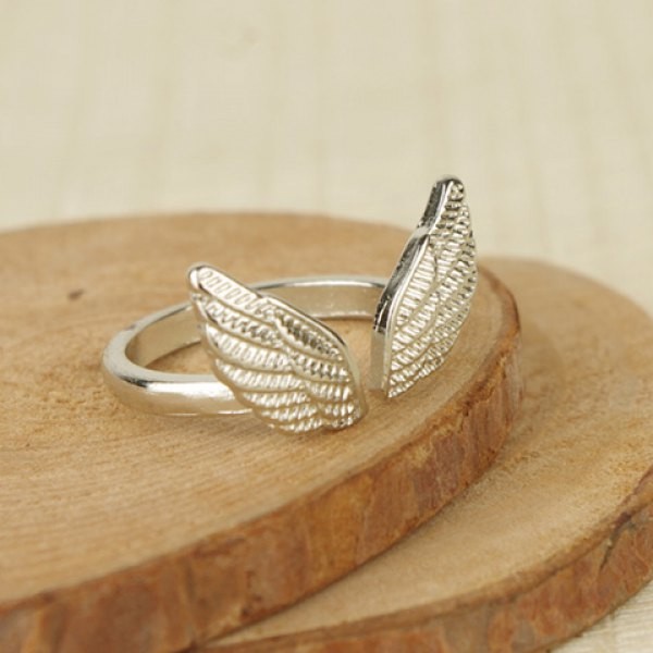 Δαχτυλίδι ασημένιο angel's wings